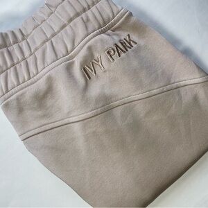 Ivy Park Women’s Satinee Cream Joggers Small